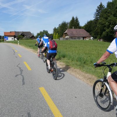 008 Wir folgen unserem Guide